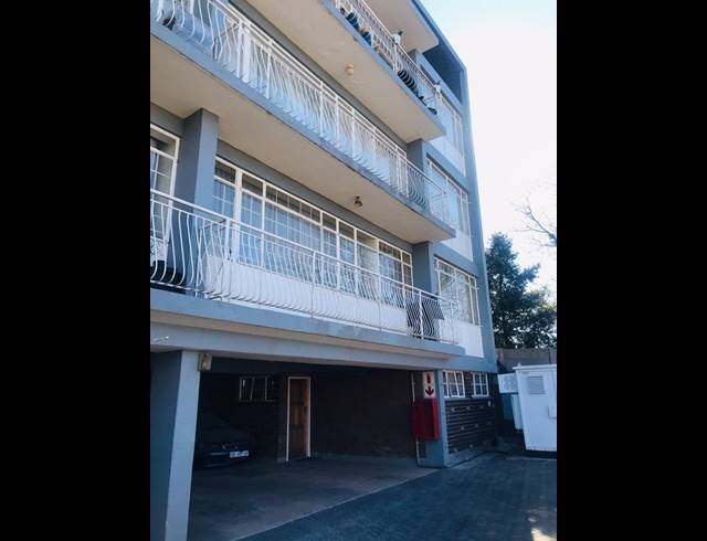 1 BEDROOM APARTMENT FOR SALE IN SUNNYRIDGE